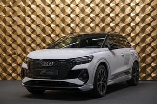 Audi Q4 e-tron 40 204pk Competition S-line 77 kWh Sonos audio Head-up *Marge* Trekhaak elektrisch Camera Adaptive cruise NLauto