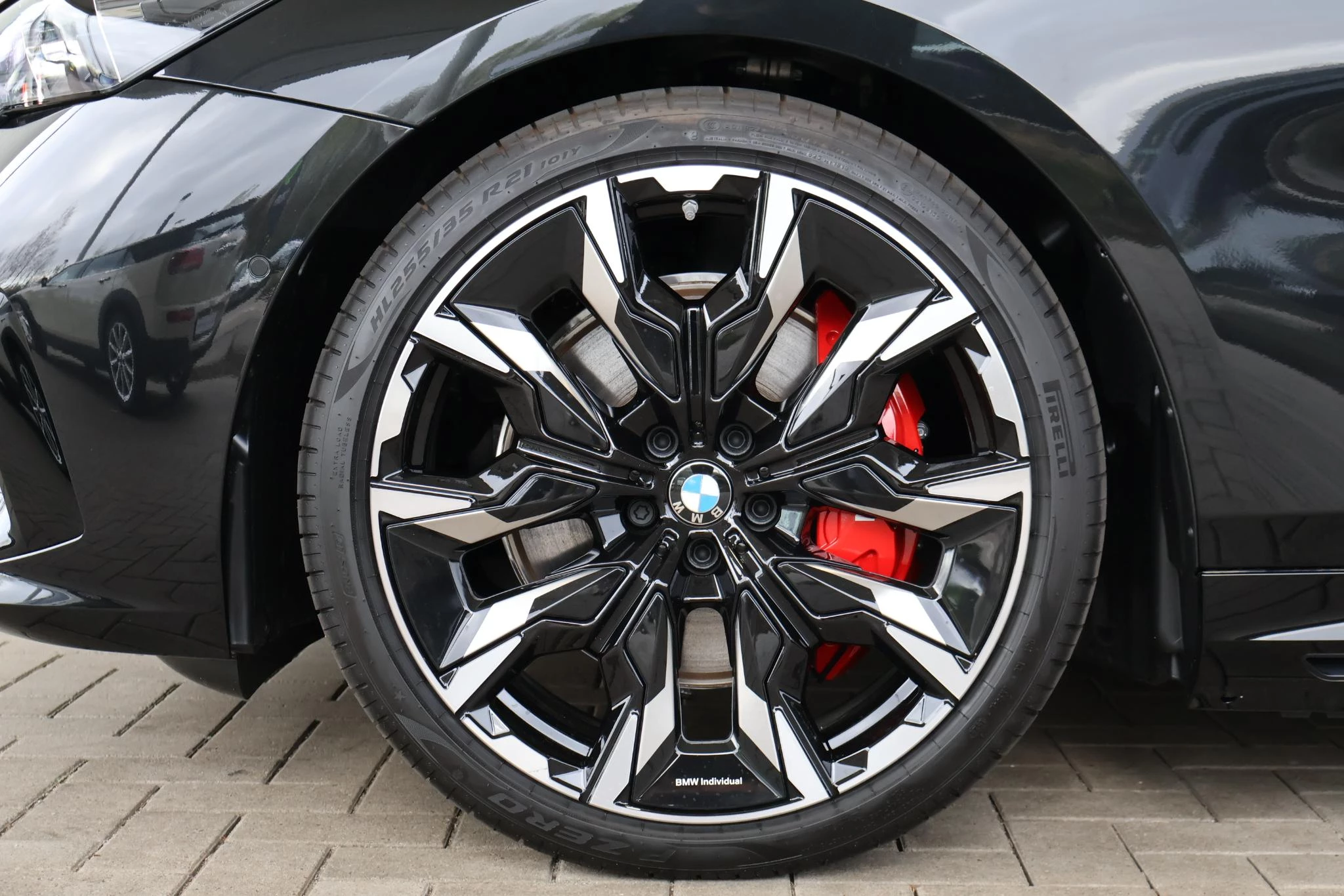 Hoofdafbeelding BMW i5