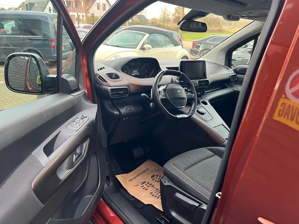 Hoofdafbeelding Peugeot Rifter