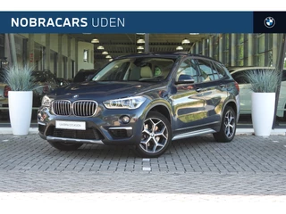 BMW X1 xDrive25i High Executive xLine Automaat / Panoramadak / Trekhaak / Achteruitrijcamera / Stoelverwarming / LED / Driving Assistant Plus / Head-Up / Harman-Kardon / Comfort Access