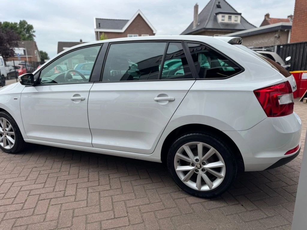 Hoofdafbeelding Škoda Rapid