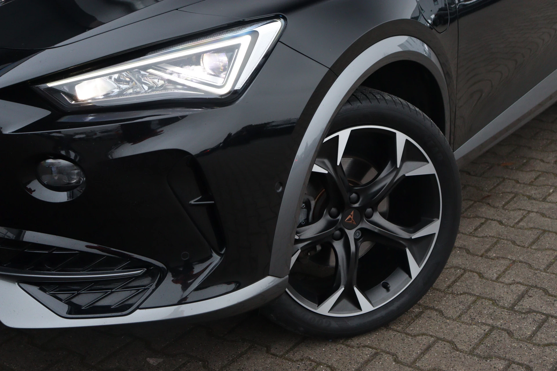 Hoofdafbeelding CUPRA Formentor