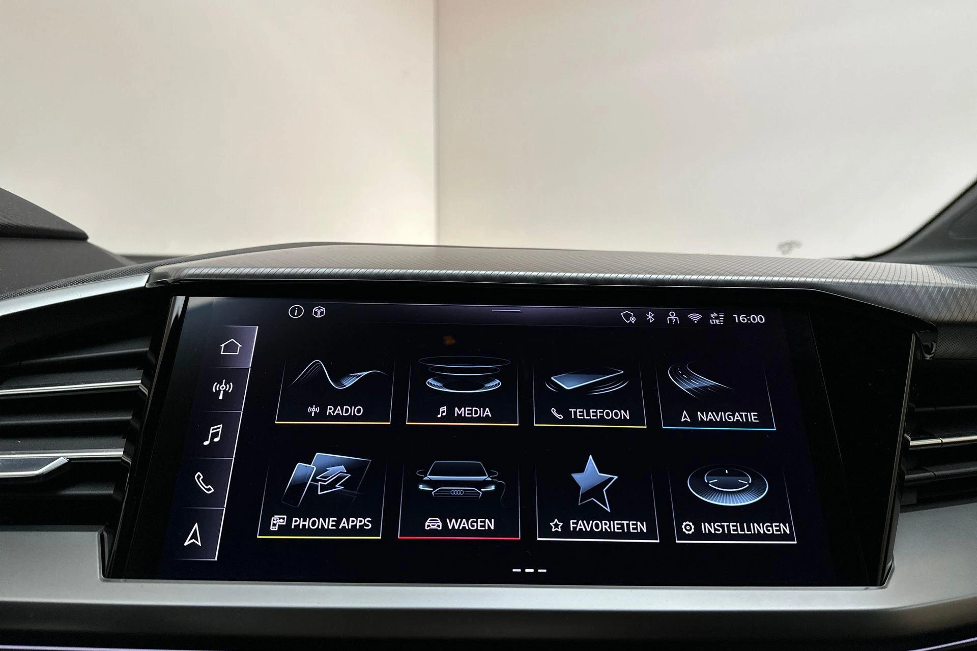 Hoofdafbeelding Audi Q4 e-tron