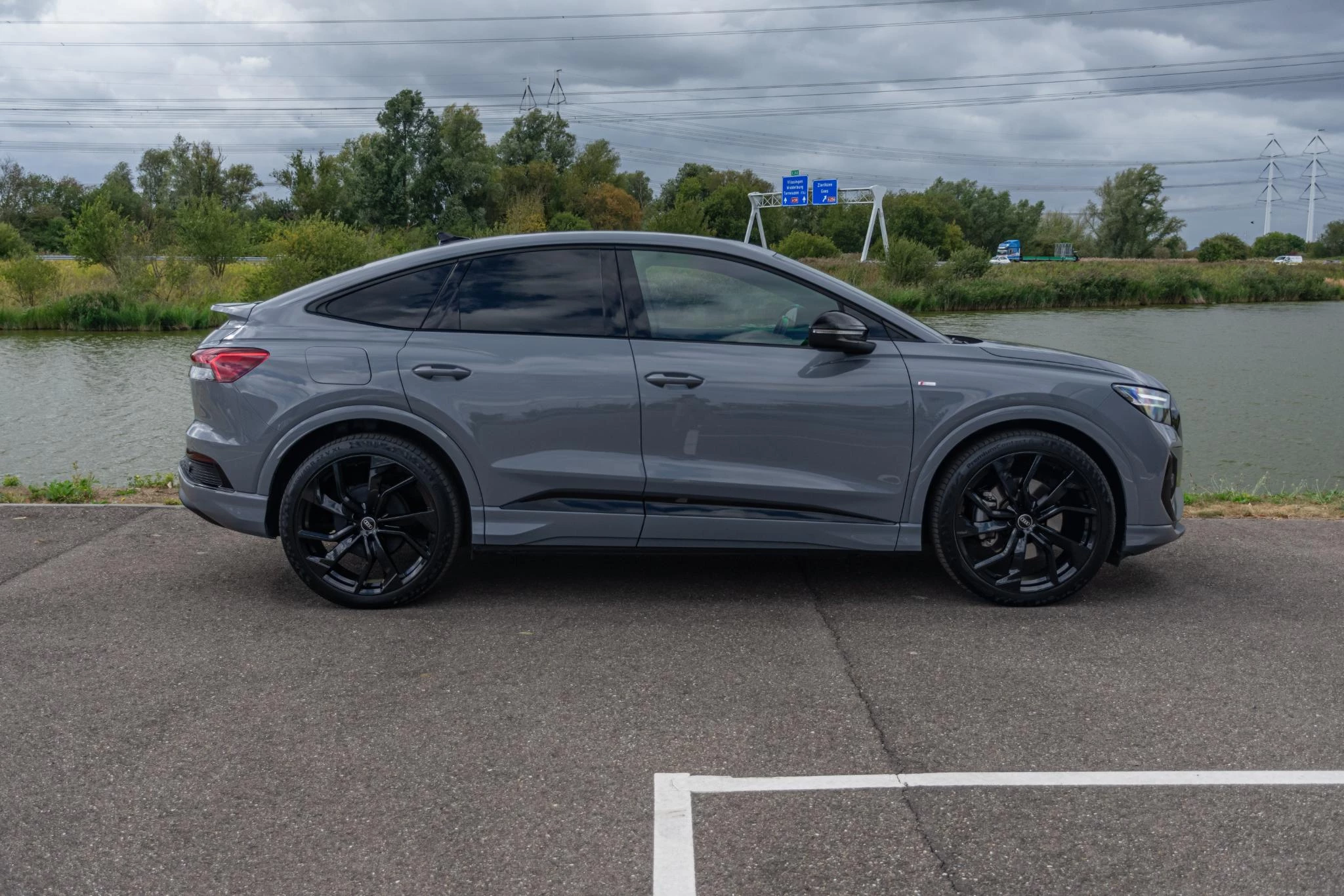 Hoofdafbeelding Audi Q4 e-tron
