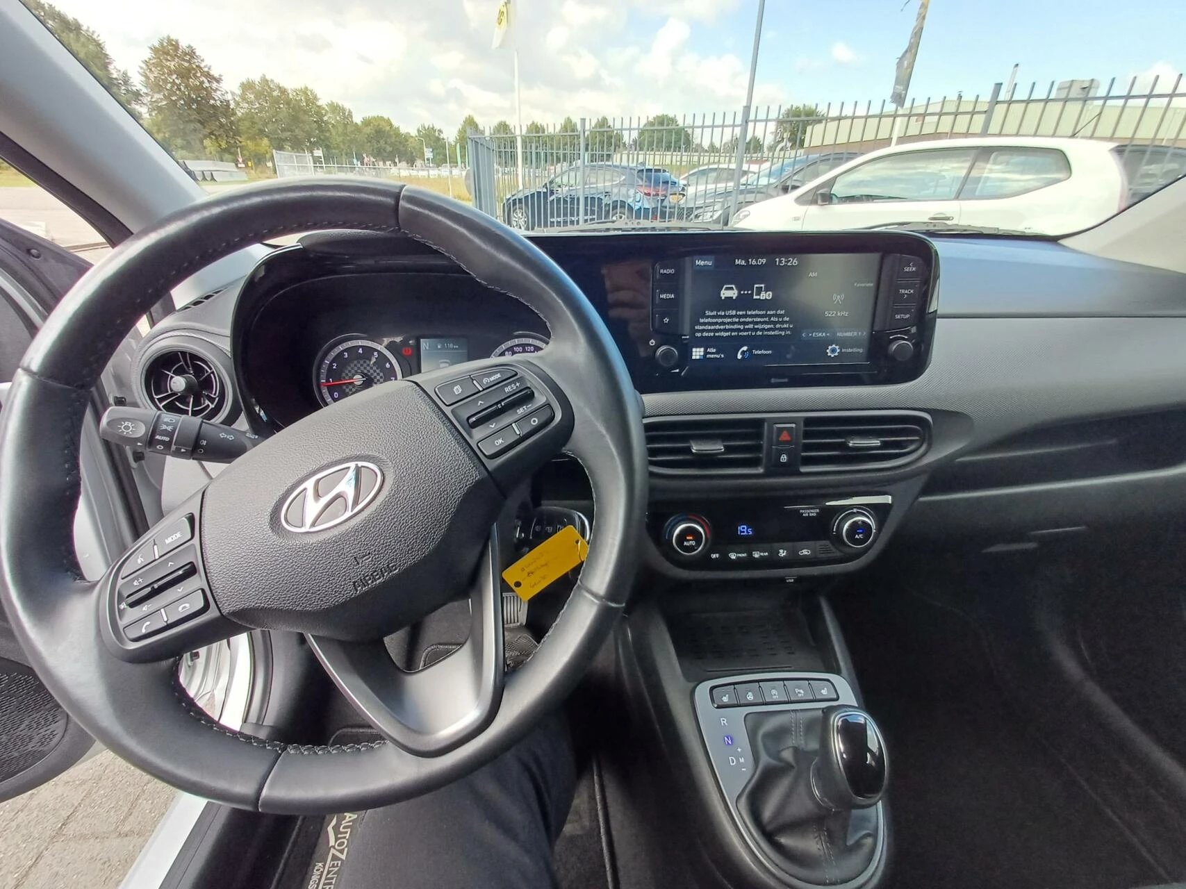 Hoofdafbeelding Hyundai i10