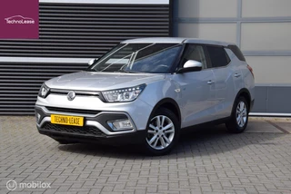 Hoofdafbeelding SsangYong XLV Ssangyong XLV 1.6 e-XDI Quartz Grijs Kenteken Cruise Control Achteruitrijcamera