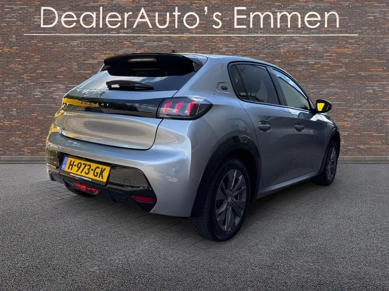 Hoofdafbeelding Peugeot e-208