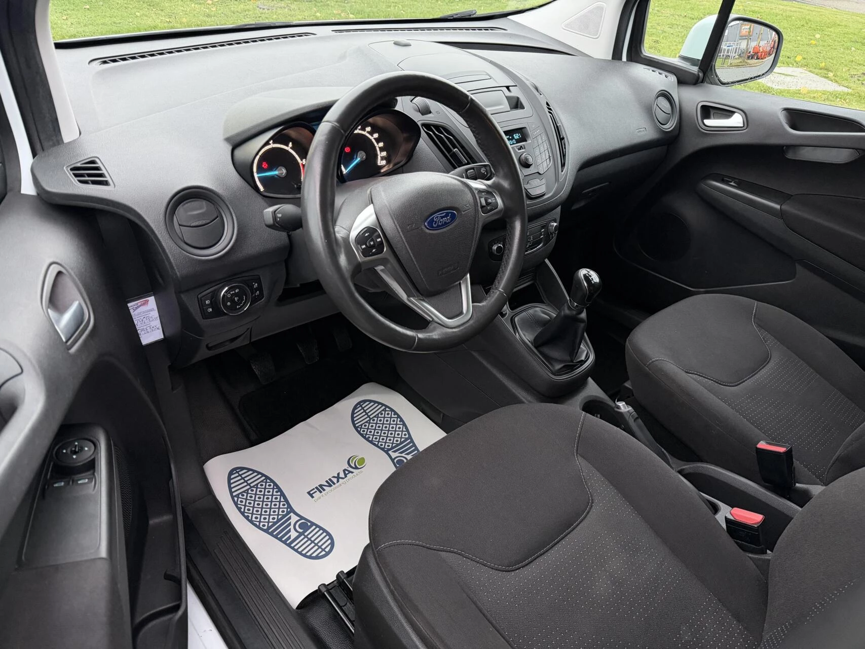 Hoofdafbeelding Ford Transit Courier