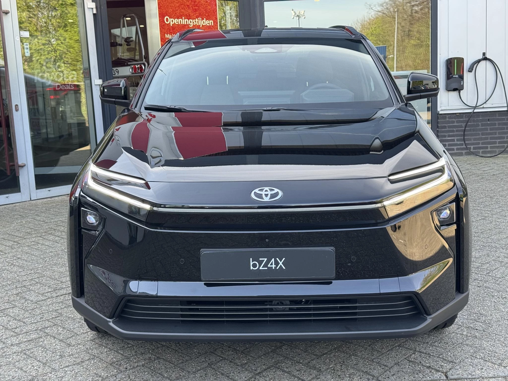 Hoofdafbeelding Toyota bZ4X