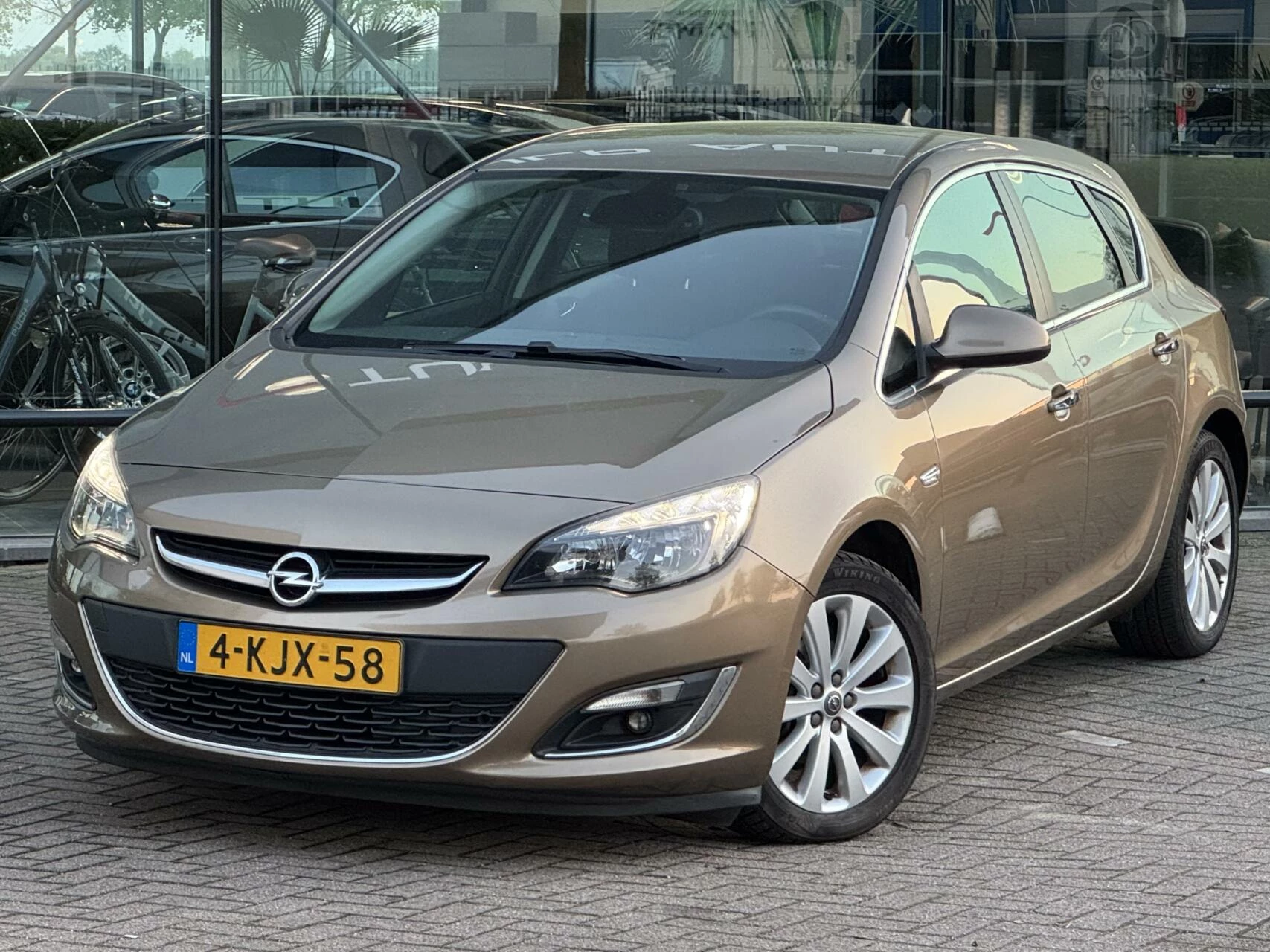 Hoofdafbeelding Opel Astra