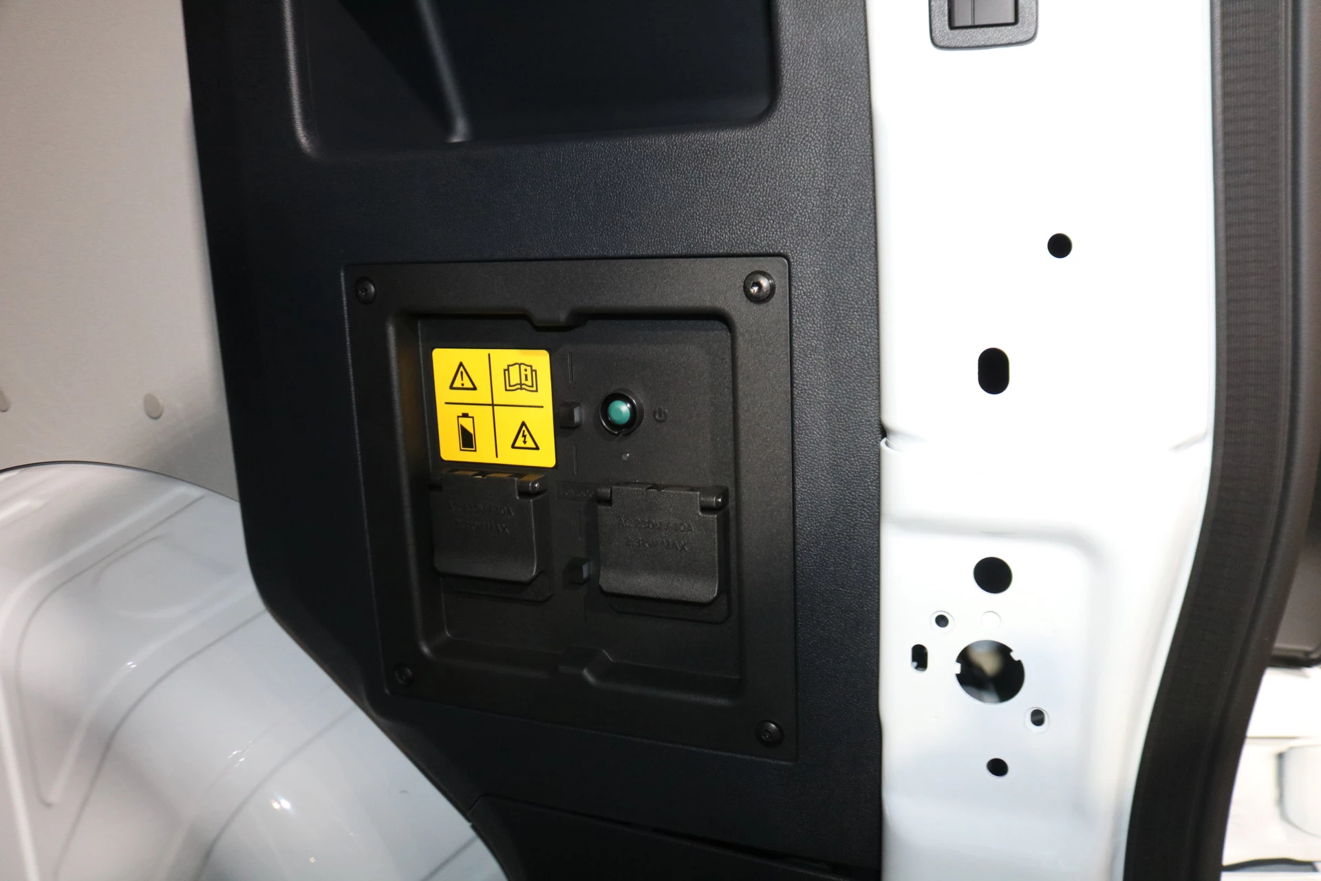 Hoofdafbeelding Ford E-Transit Custom