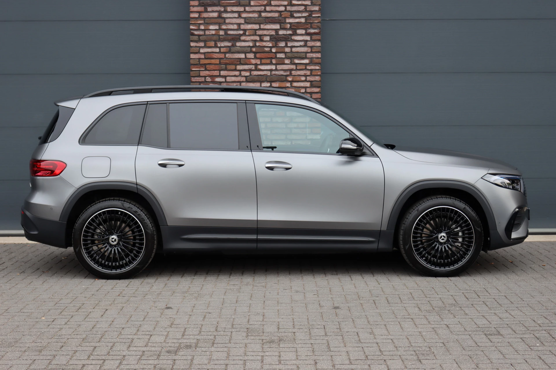 Hoofdafbeelding Mercedes-Benz EQB