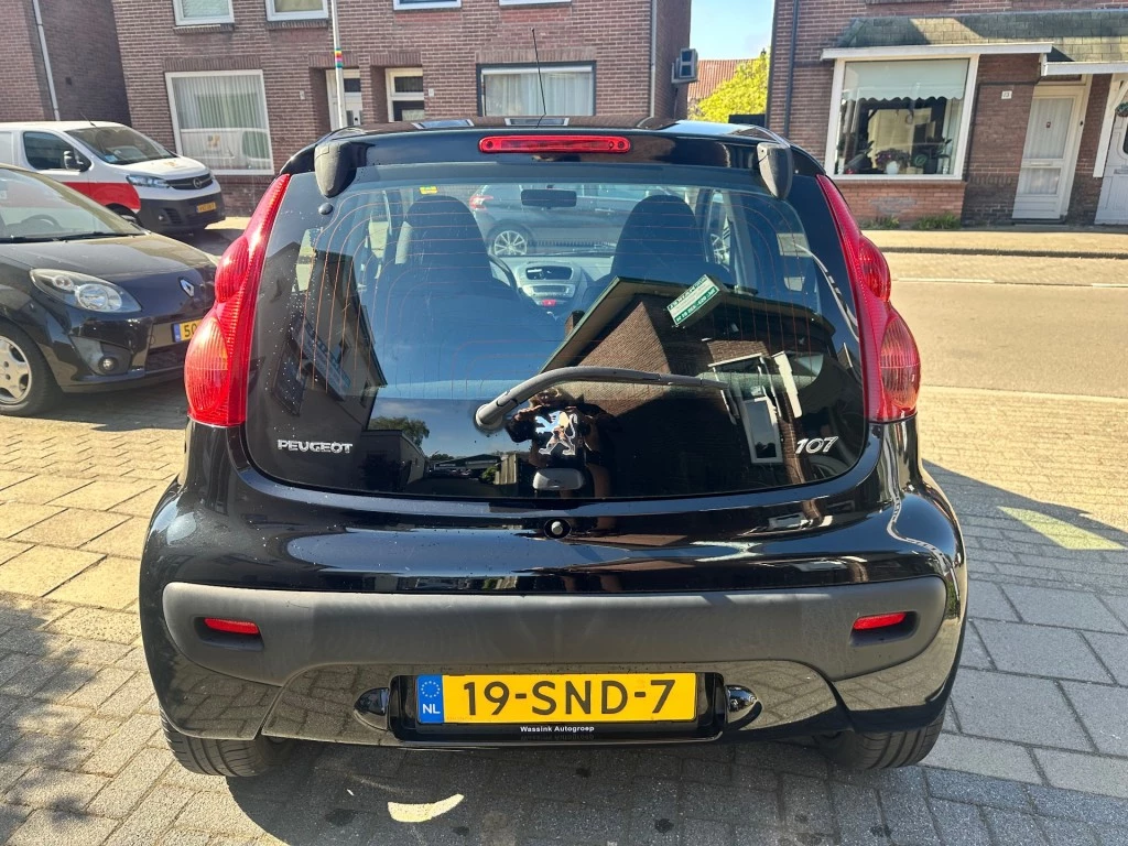 Hoofdafbeelding Peugeot 107
