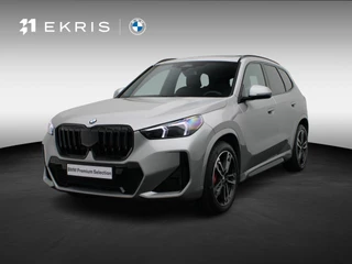 BMW X1 sDrive18i M Sportpakket Pro | Premium Pack | Travel Pack | Trekhaak | Panoramadak | Driving Assistant Plus | 19''