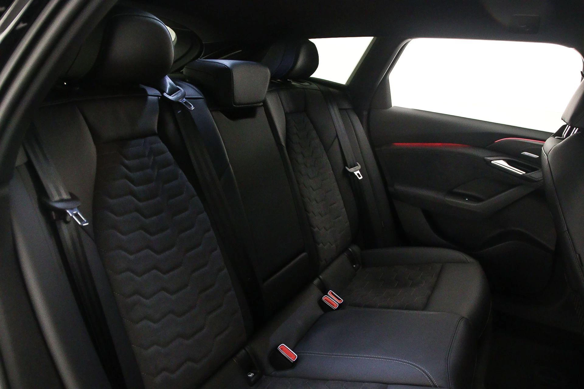 Hoofdafbeelding Audi A6 Avant e-tron