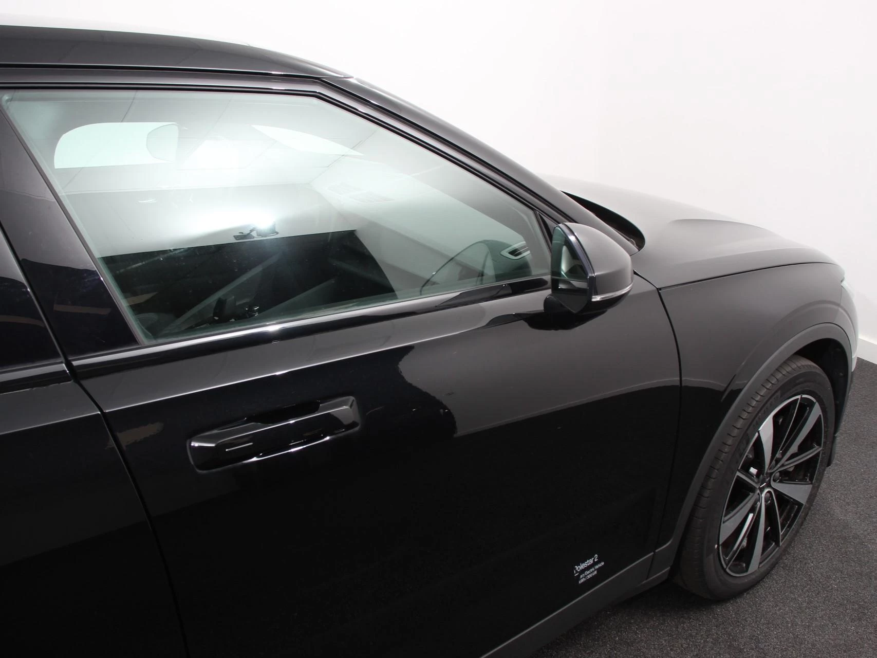 Hoofdafbeelding Polestar 2