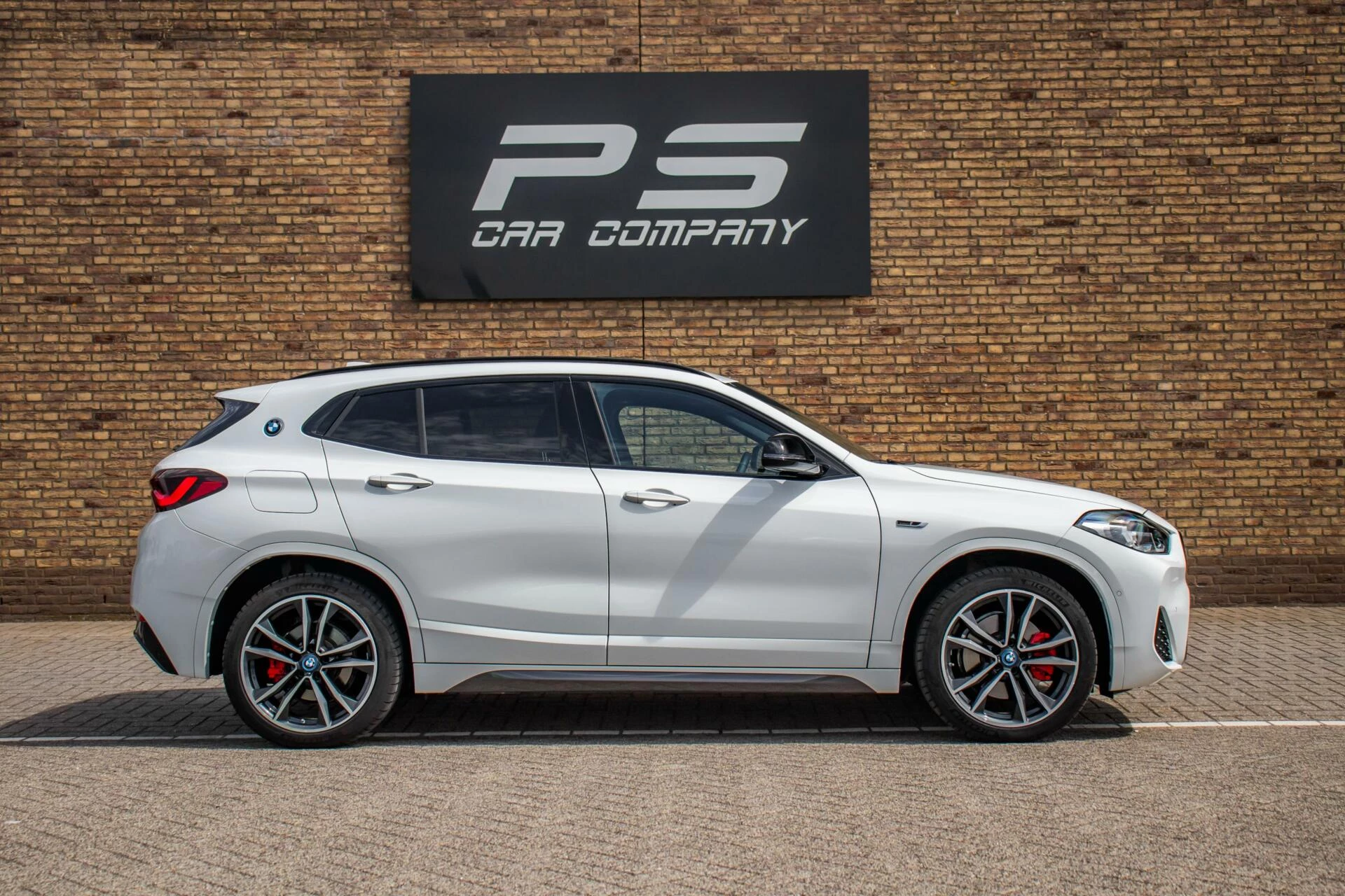 Hoofdafbeelding BMW X2