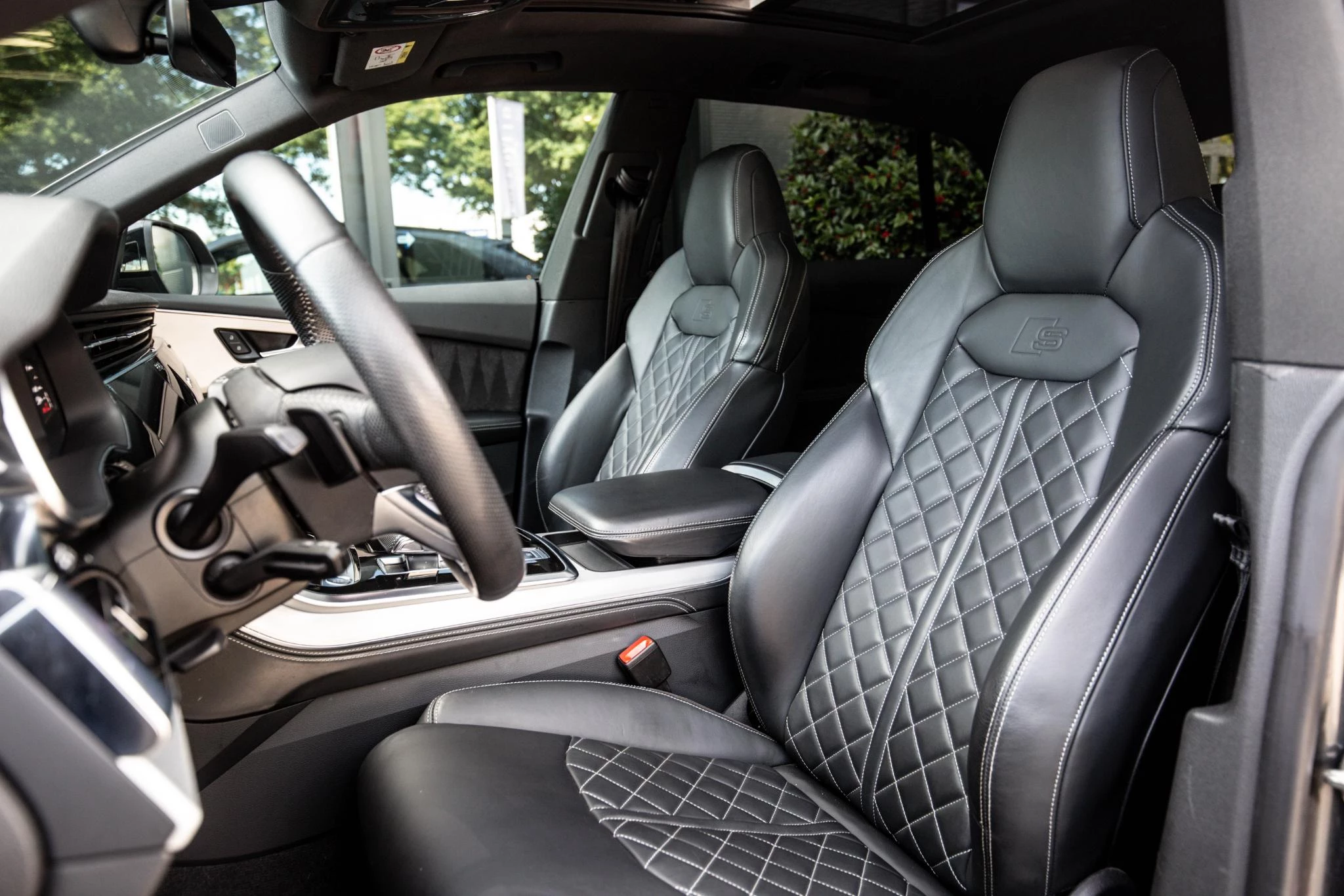 Hoofdafbeelding Audi Q8