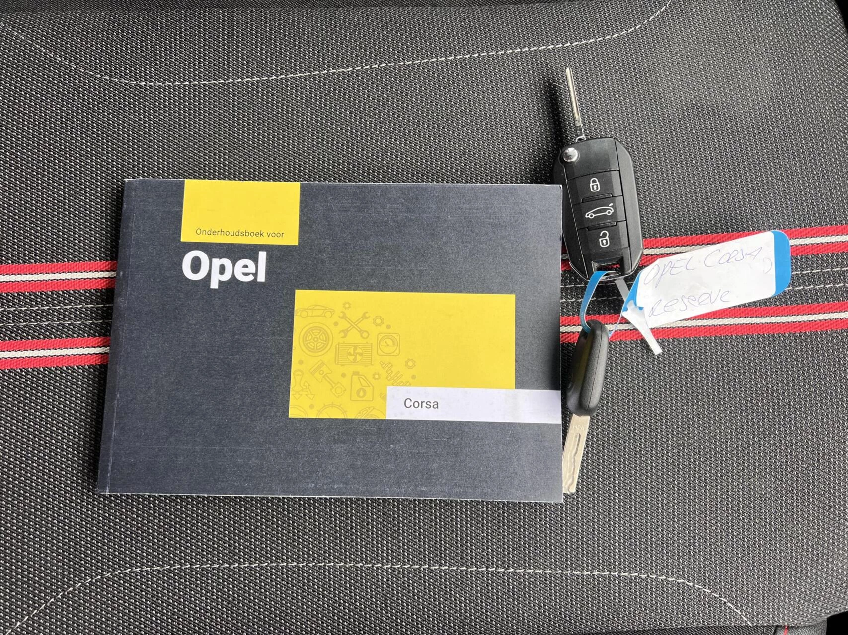 Hoofdafbeelding Opel Corsa
