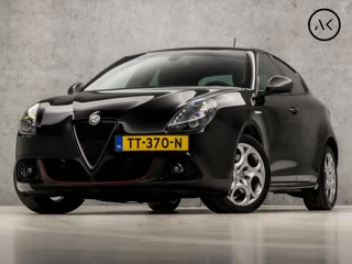 Hoofdafbeelding Alfa Romeo Giulietta Alfa Romeo Giulietta 1.4 Turbo Super Sport 170Pk Automaat (NAVIGATIE, RODE STIKSELS, ALCANTARA, SPORTSTOELEN, ZWART HEMEL, XENON, GETINT GLAS, BLUETOOTH, RODE REMKLAUWEN, NIEUWSTAAT)