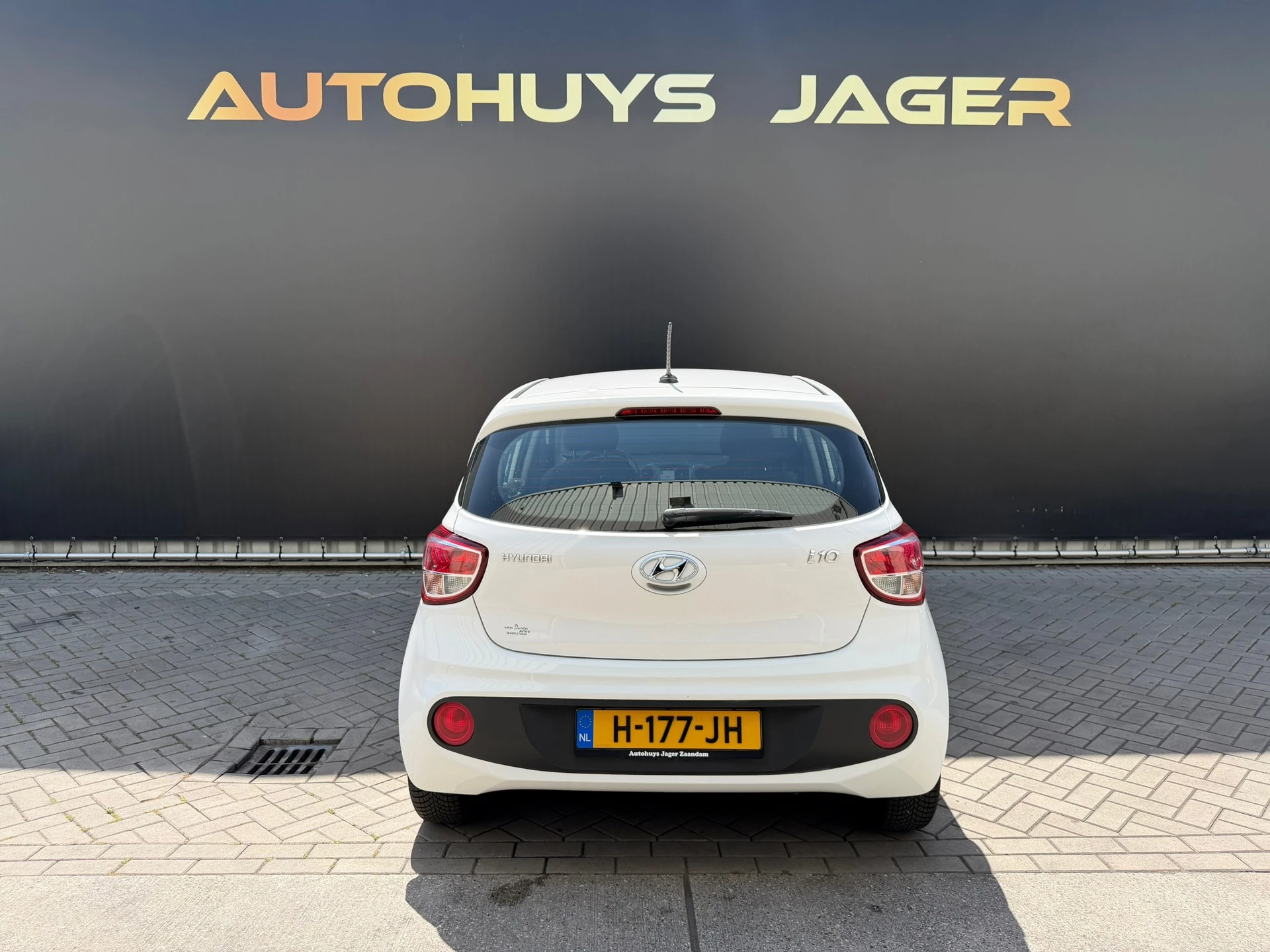Hoofdafbeelding Hyundai i10