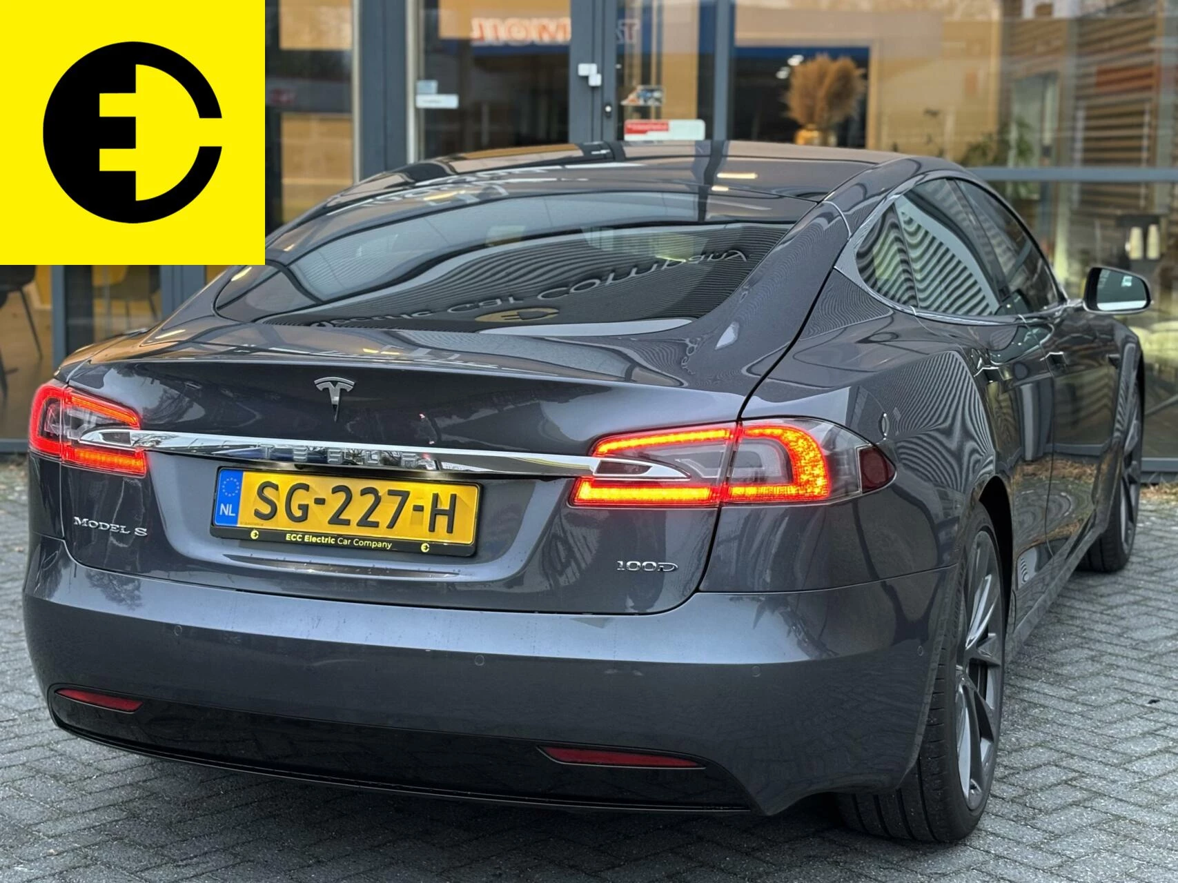 Hoofdafbeelding Tesla Model S