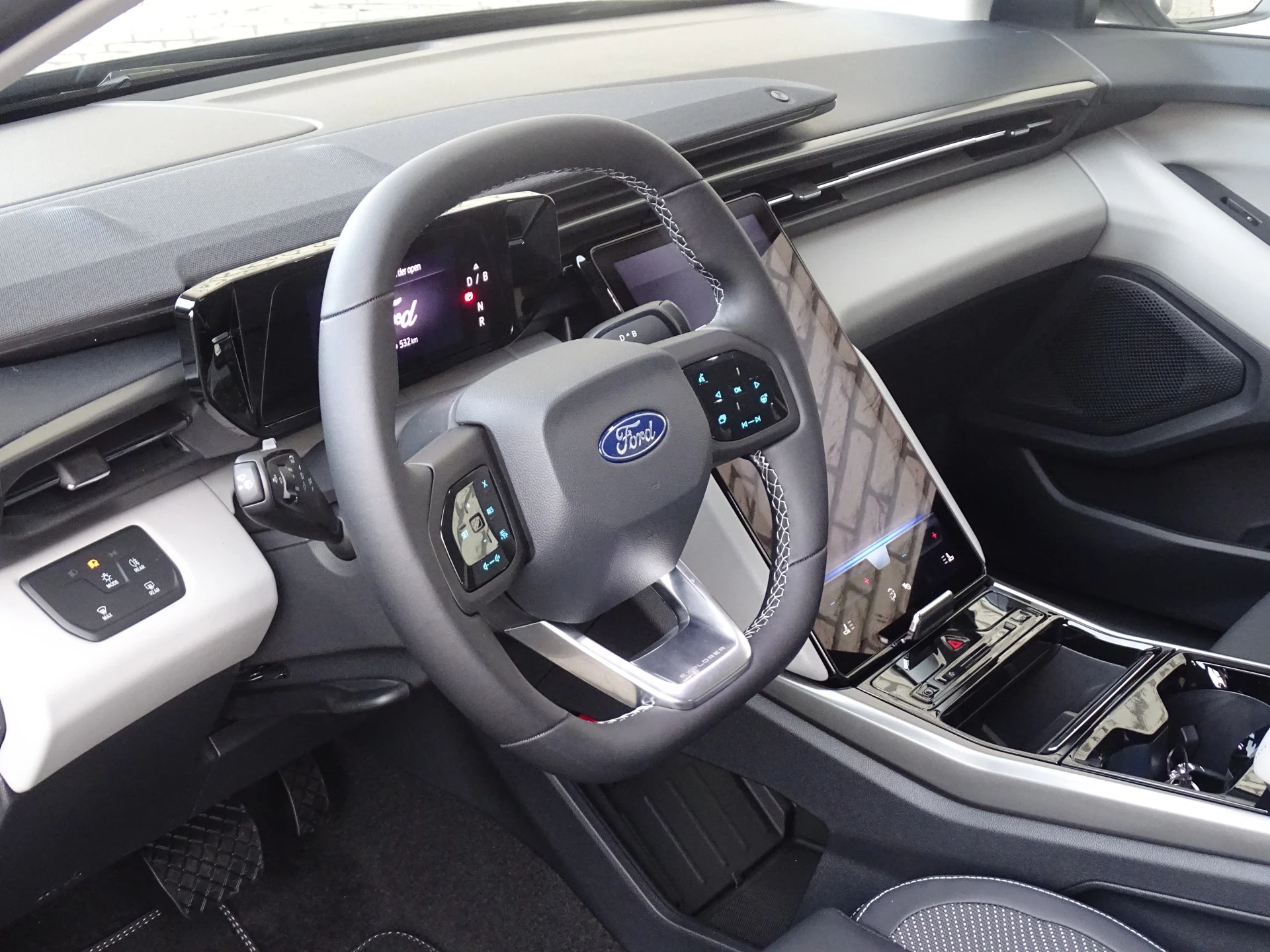 Hoofdafbeelding Ford Explorer