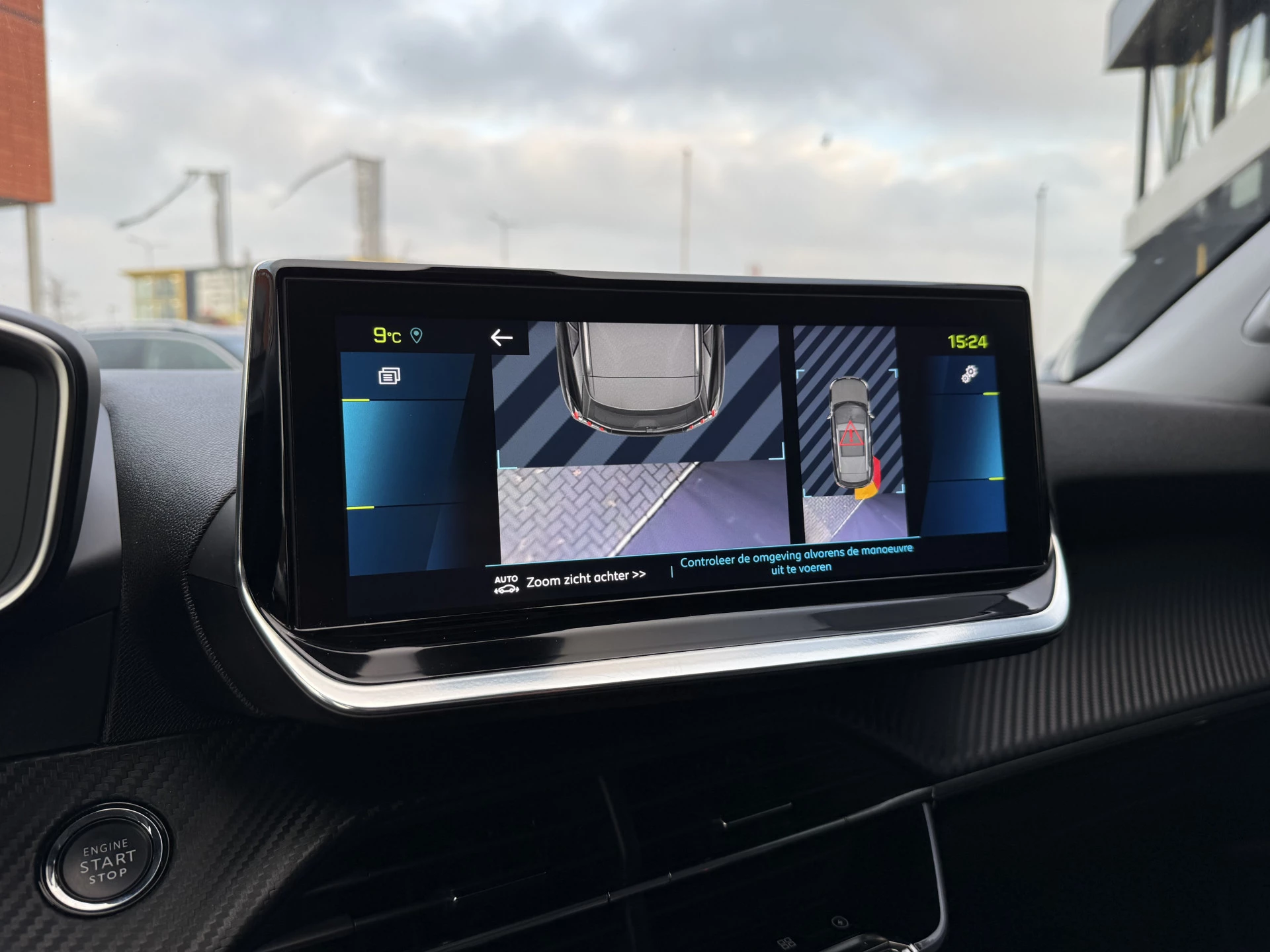 Hoofdafbeelding Peugeot e-2008