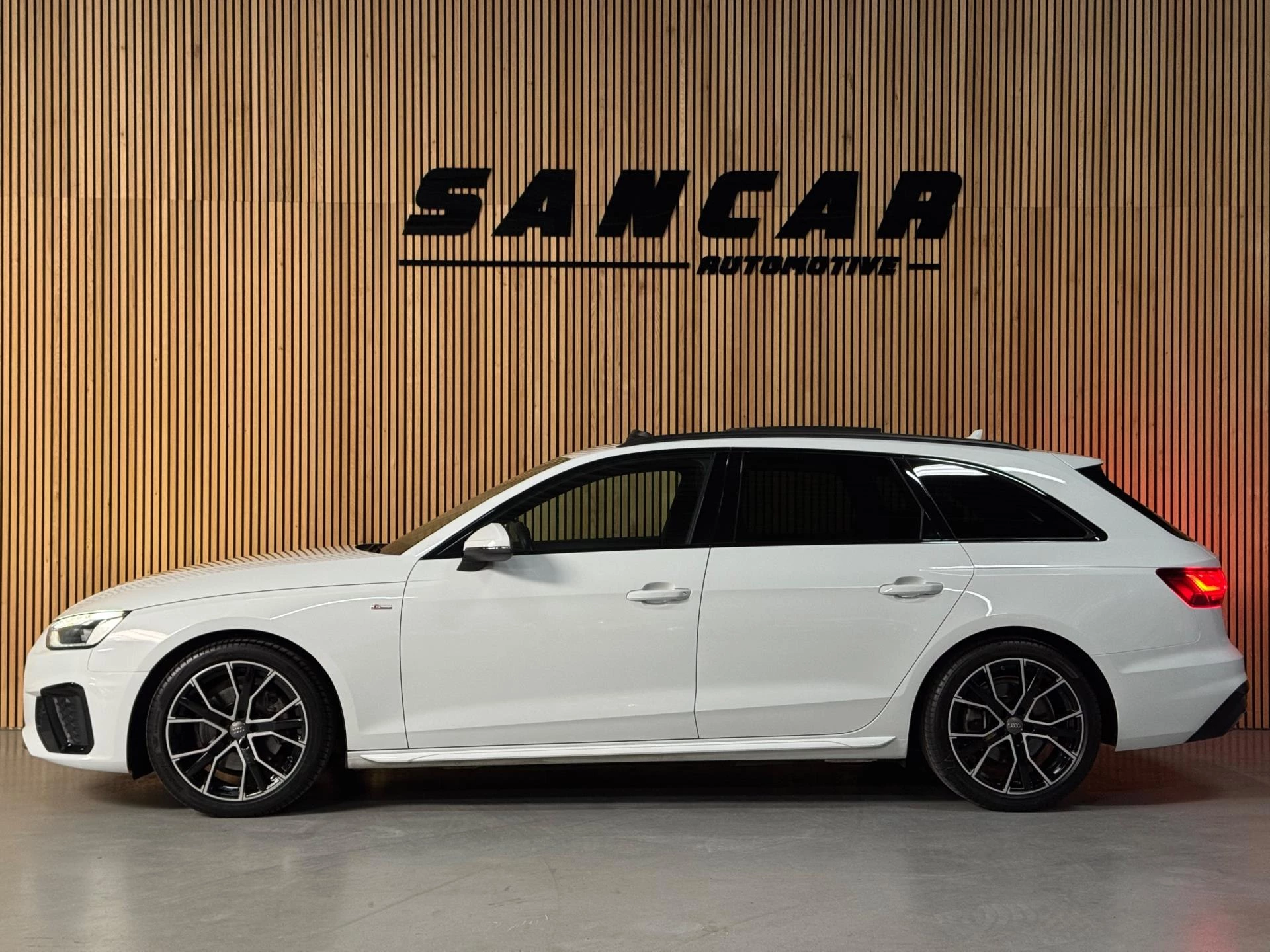 Hoofdafbeelding Audi A4