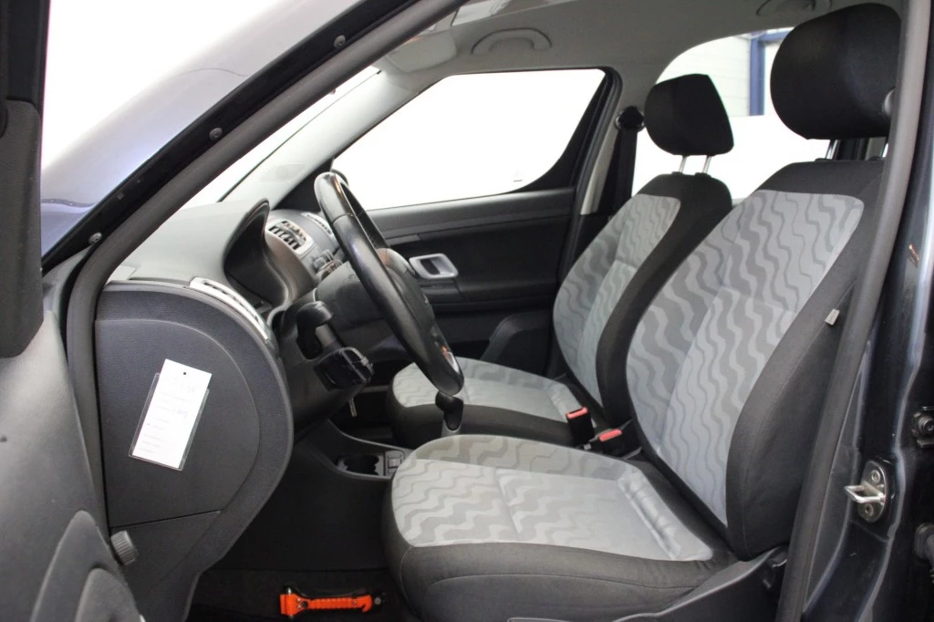Hoofdafbeelding Škoda Roomster
