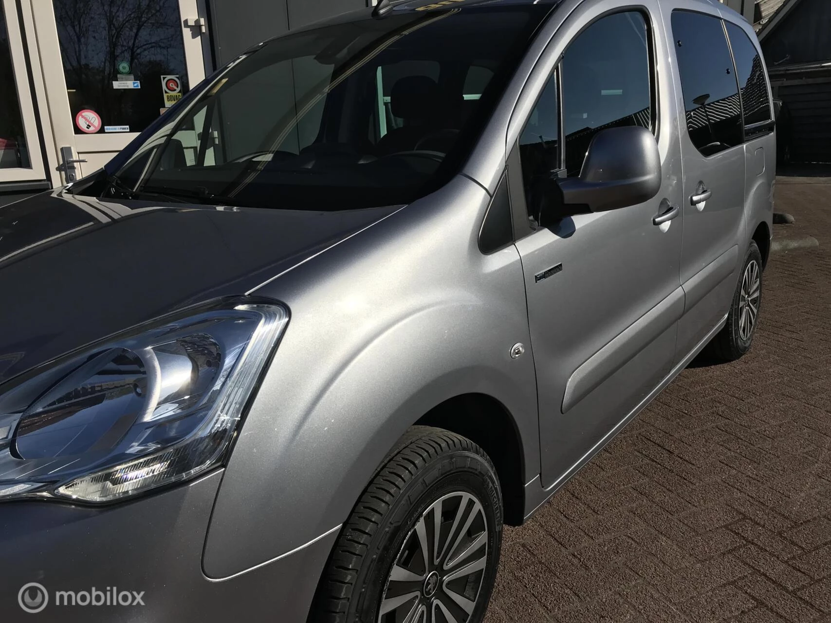 Hoofdafbeelding Peugeot e-Partner