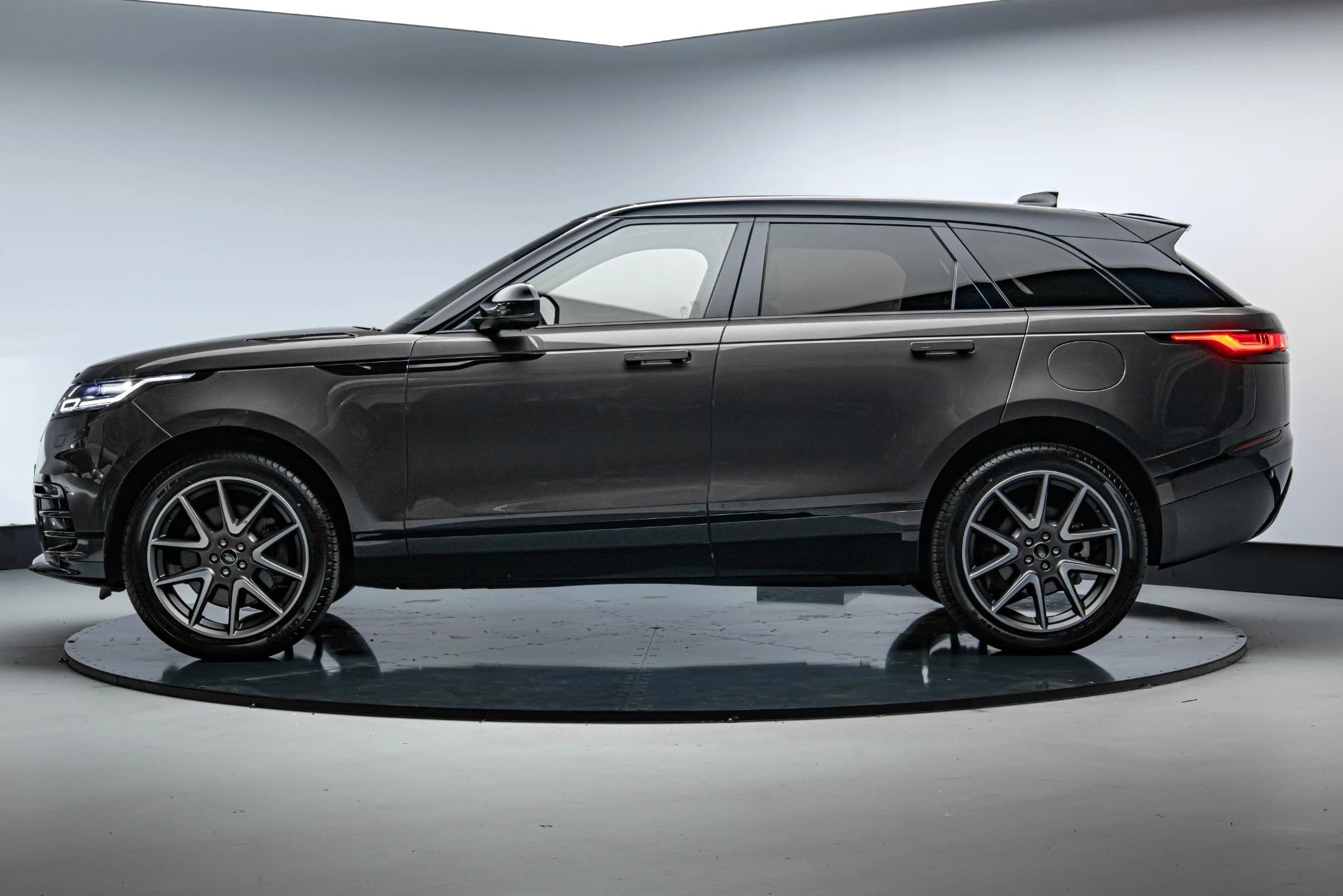 Hoofdafbeelding Land Rover Range Rover Velar