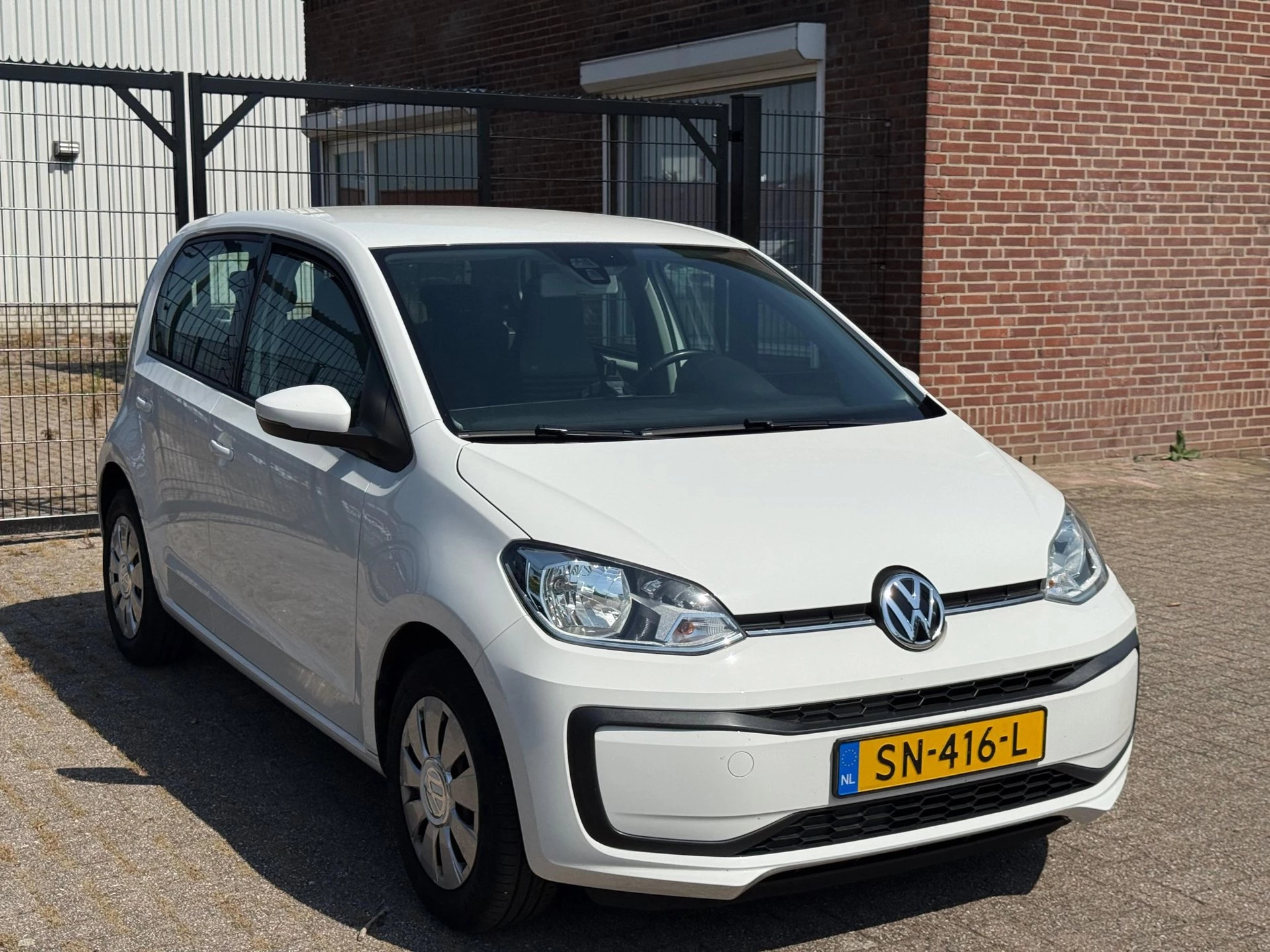 Hoofdafbeelding Volkswagen up!