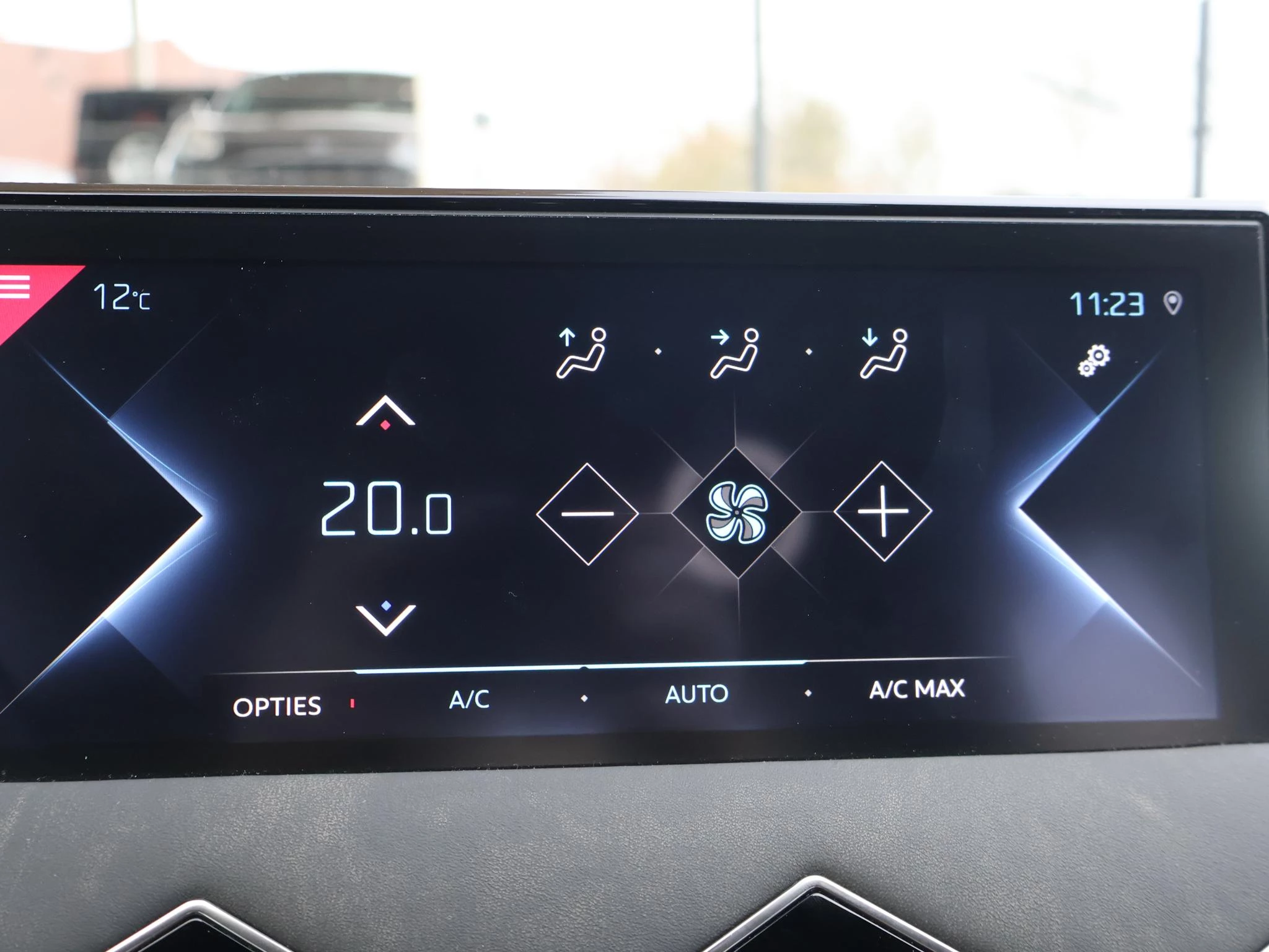 Hoofdafbeelding DS DS 3