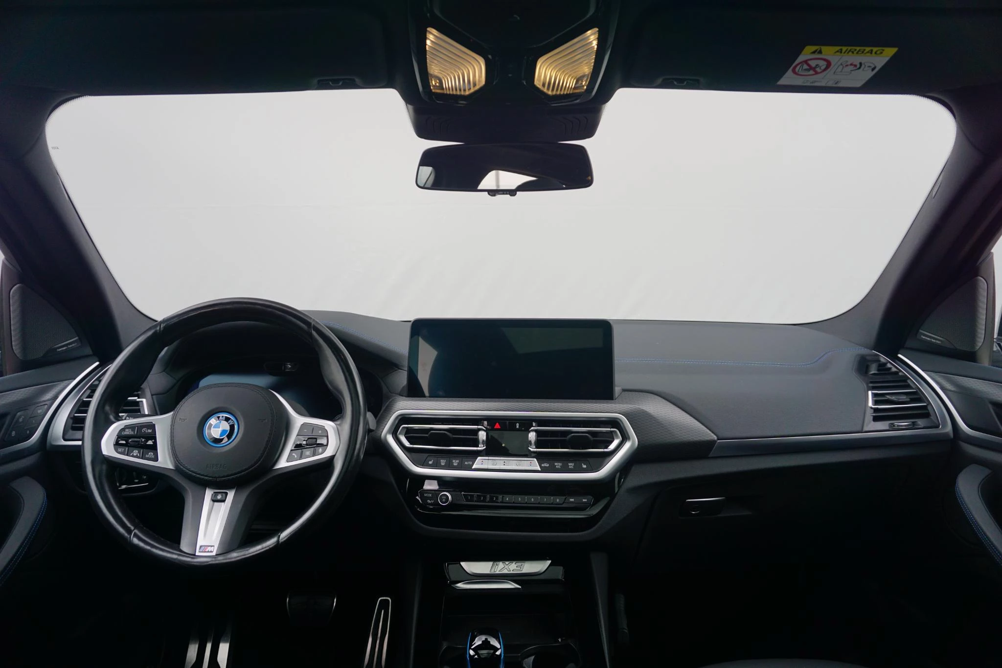 Hoofdafbeelding BMW iX3