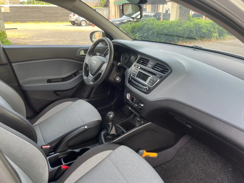 Hoofdafbeelding Hyundai i20