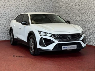 Hoofdafbeelding Peugeot 408 Peugeot 408 ALLURE 130 PK XL.NAVI 360.CAMERA LED HALF LEER VIR.COCKPIT