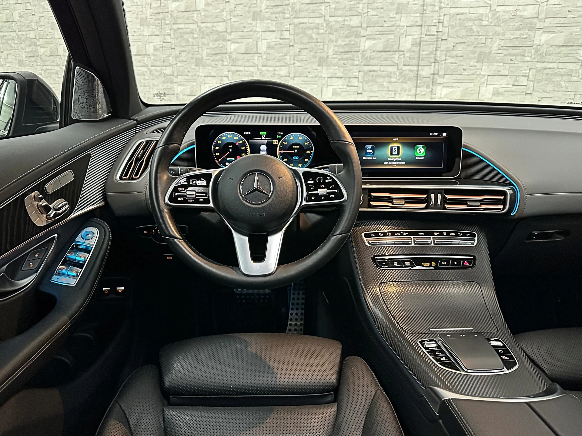 Hoofdafbeelding Mercedes-Benz EQC