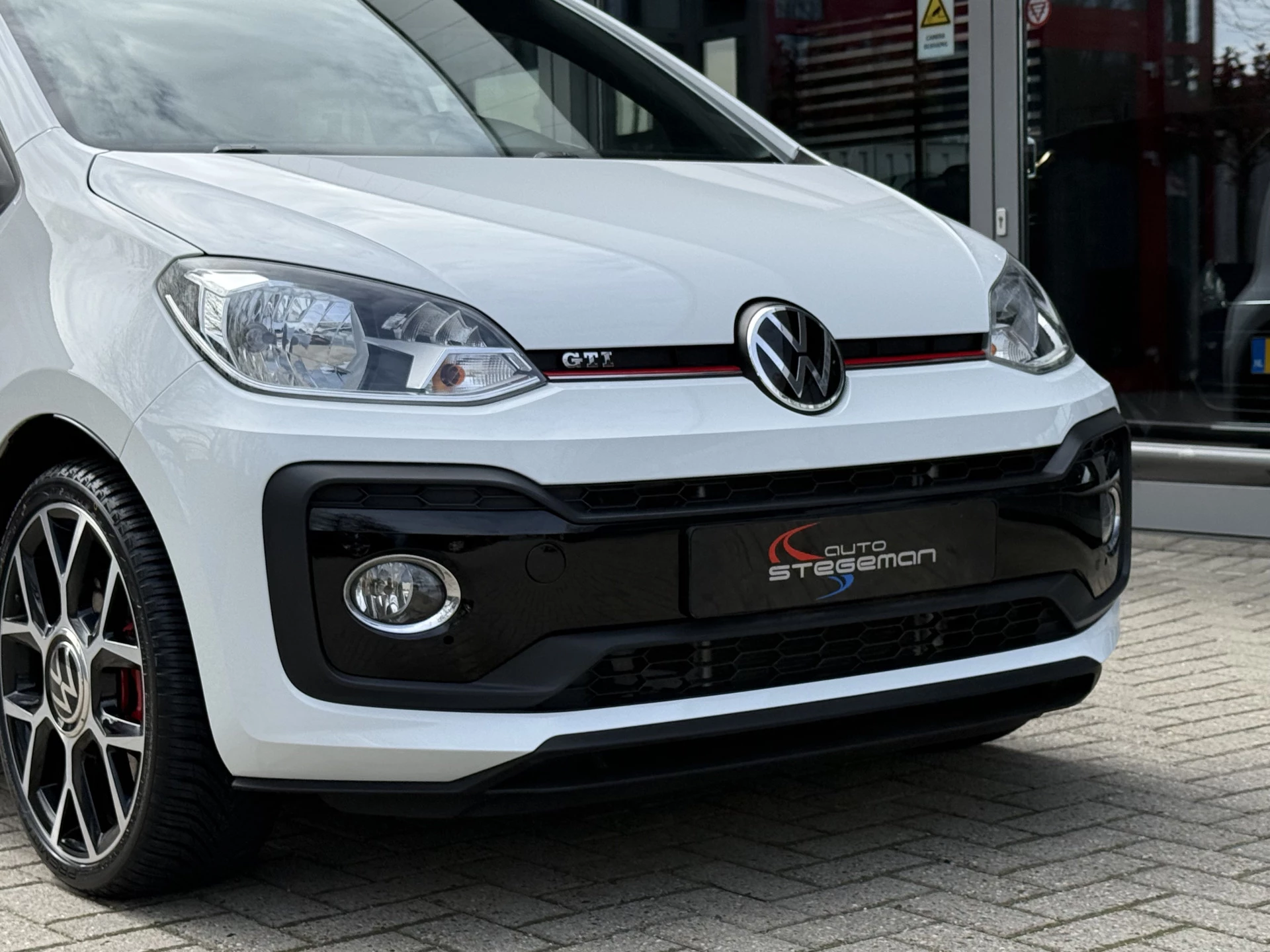 Hoofdafbeelding Volkswagen up!