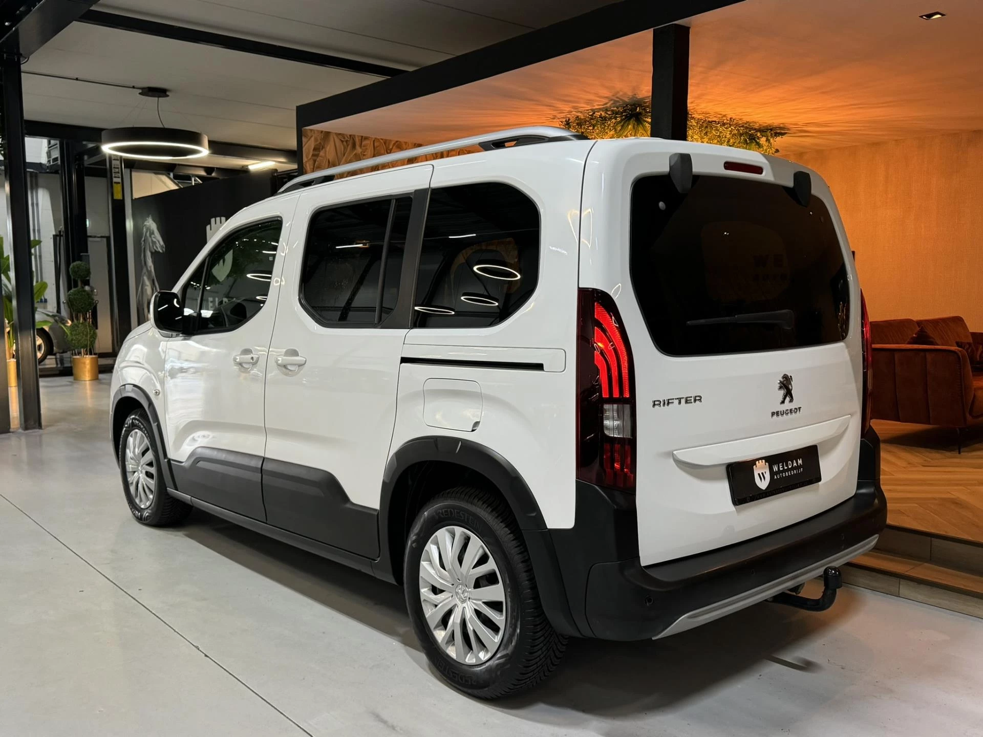 Hoofdafbeelding Peugeot Rifter