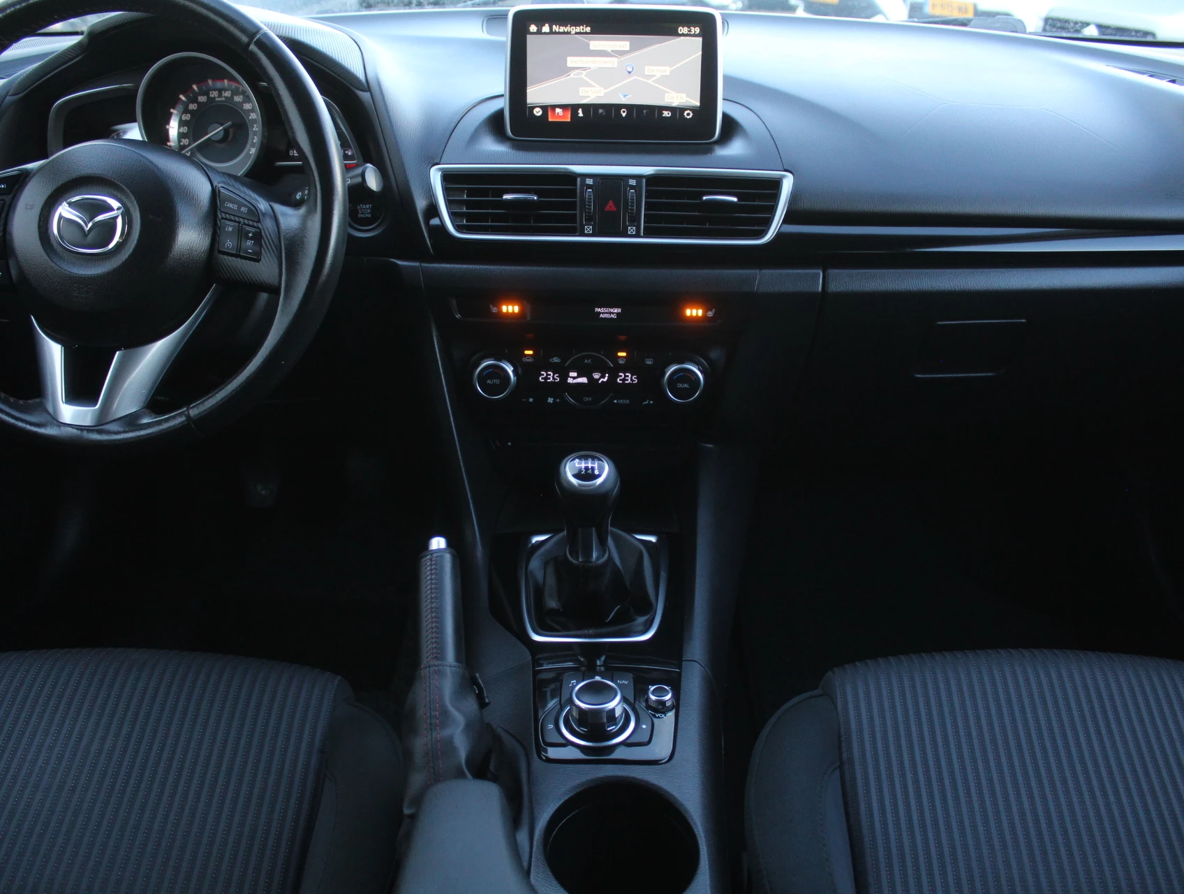 Hoofdafbeelding Mazda 3