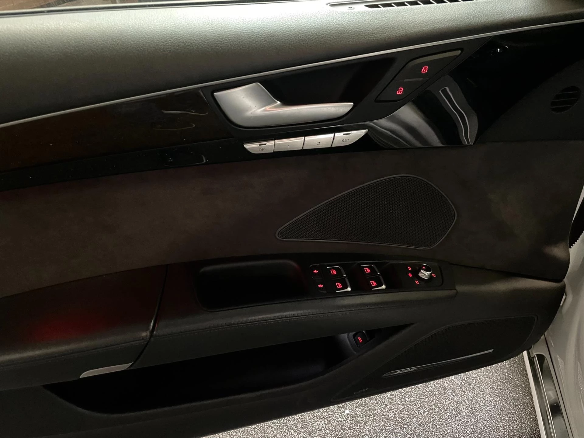 Hoofdafbeelding Audi A8