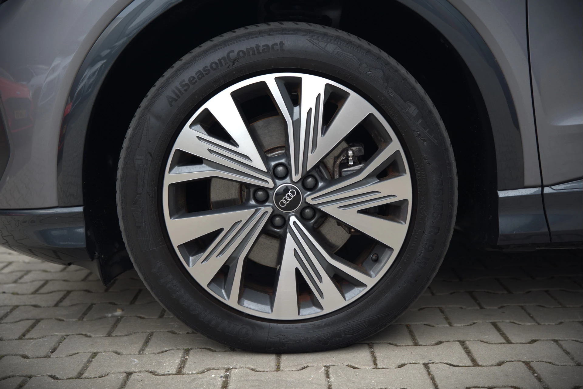 Hoofdafbeelding Audi Q4 e-tron