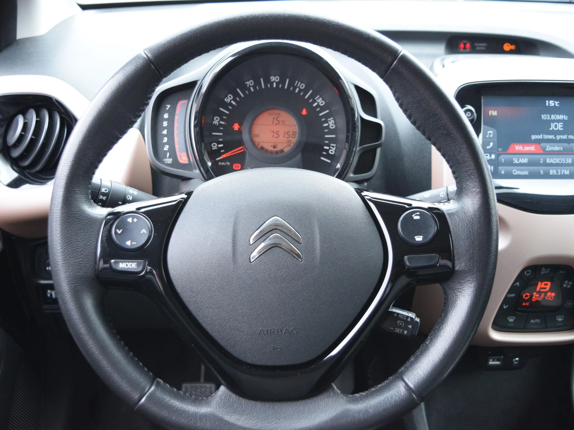 Hoofdafbeelding Citroën C1