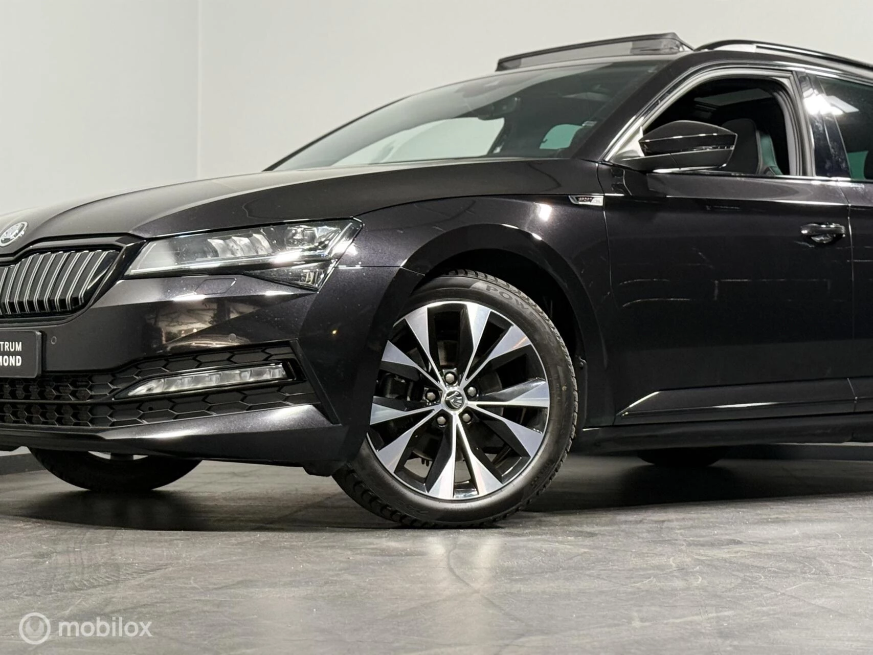 Hoofdafbeelding Škoda Superb