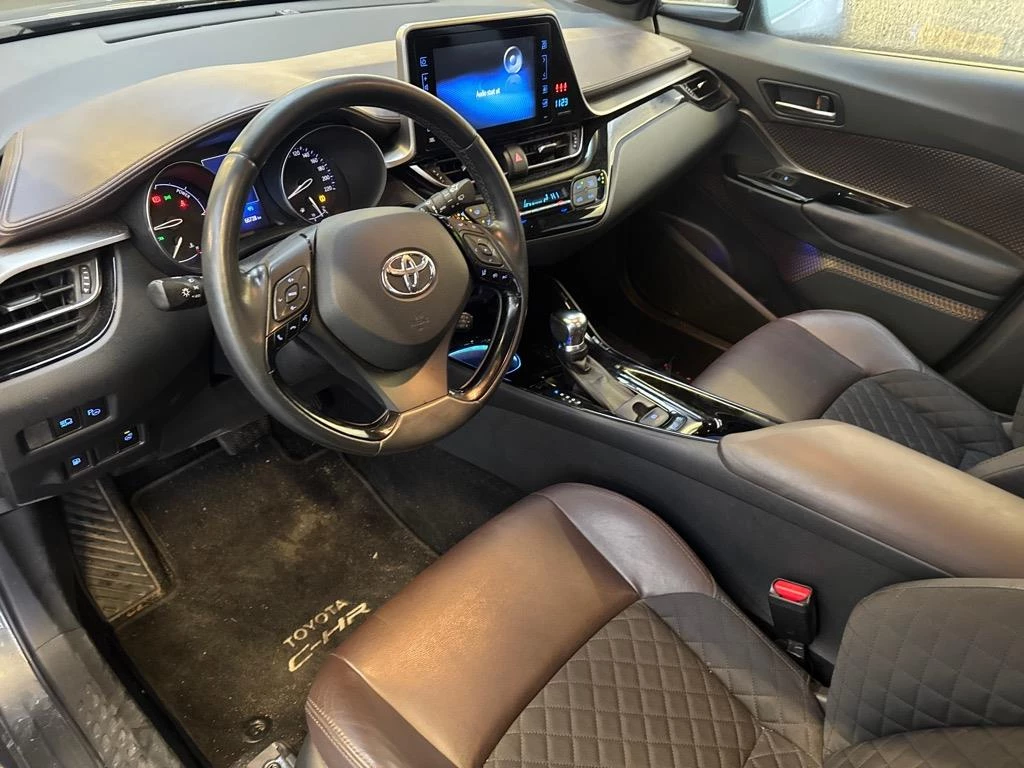 Hoofdafbeelding Toyota C-HR