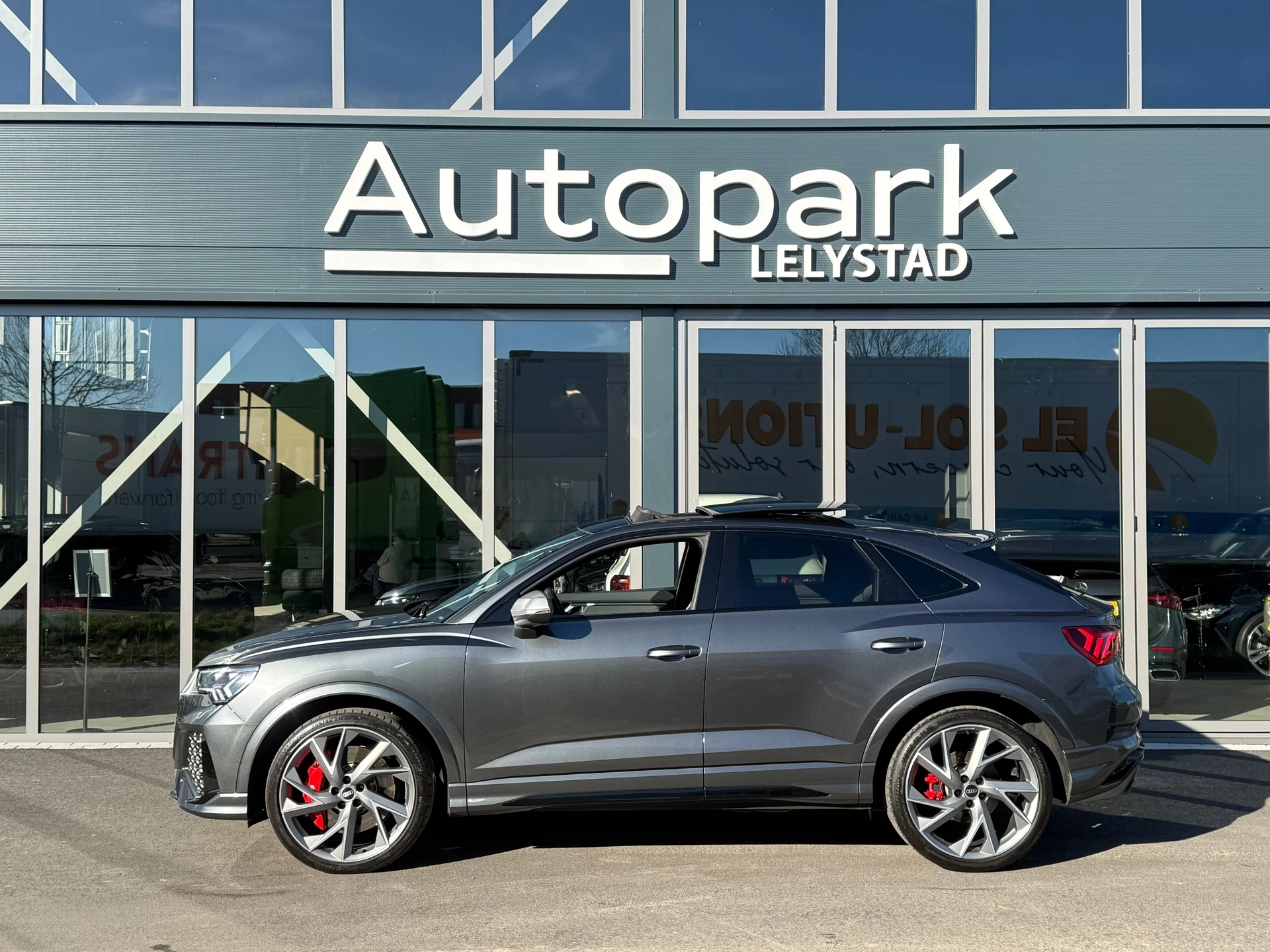 Hoofdafbeelding Audi RSQ3