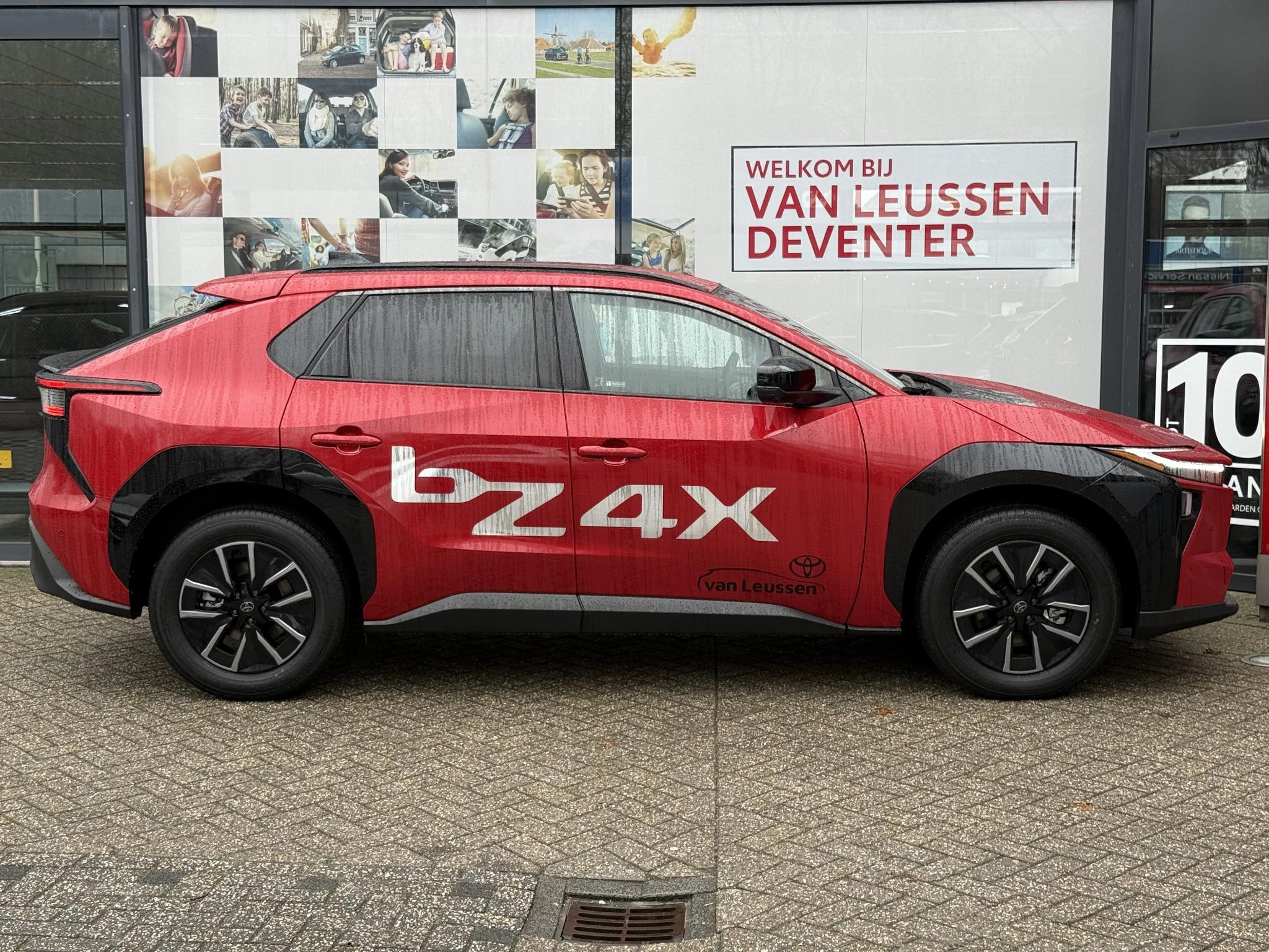 Hoofdafbeelding Toyota bZ4X