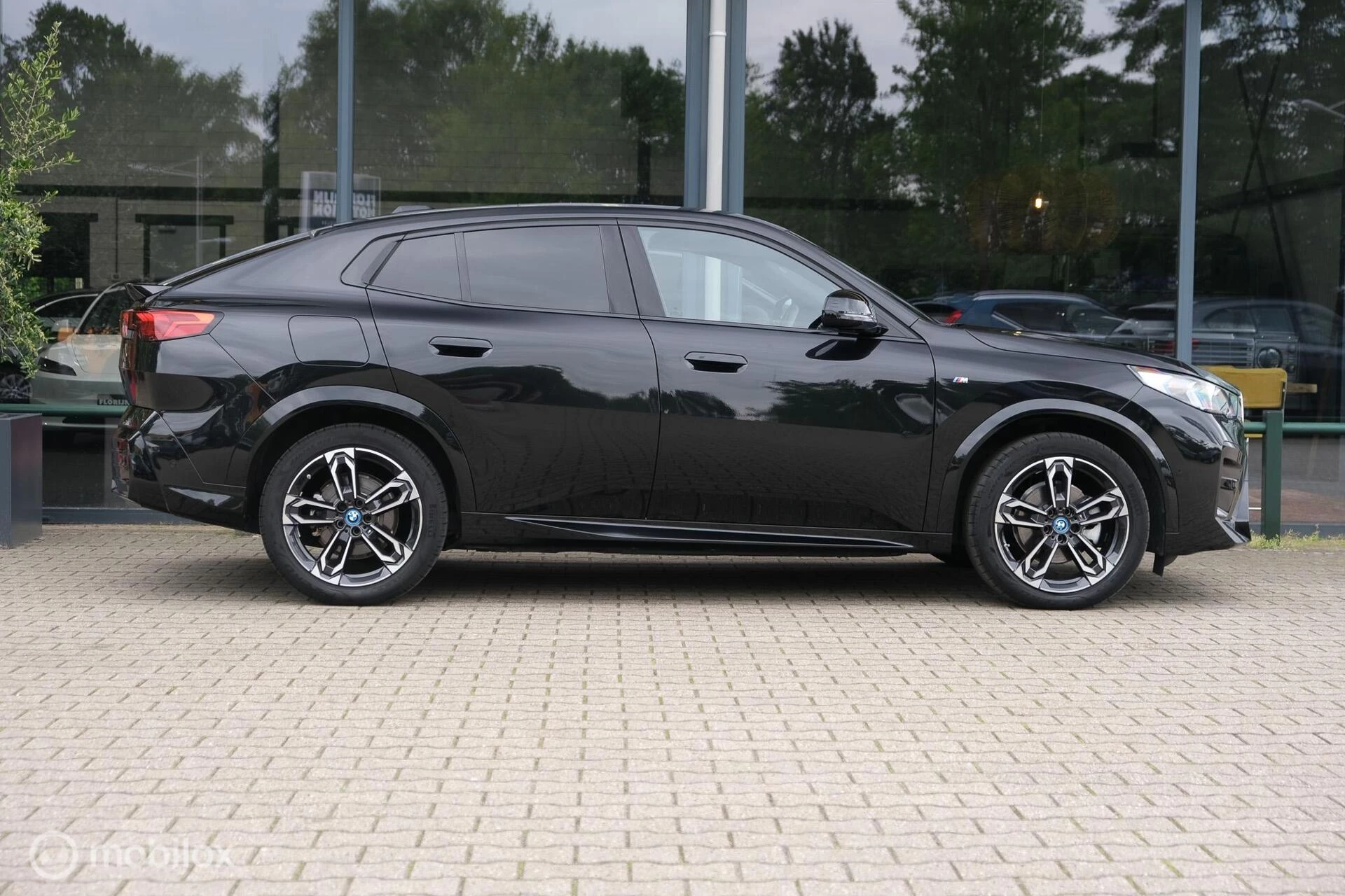 Hoofdafbeelding BMW iX2