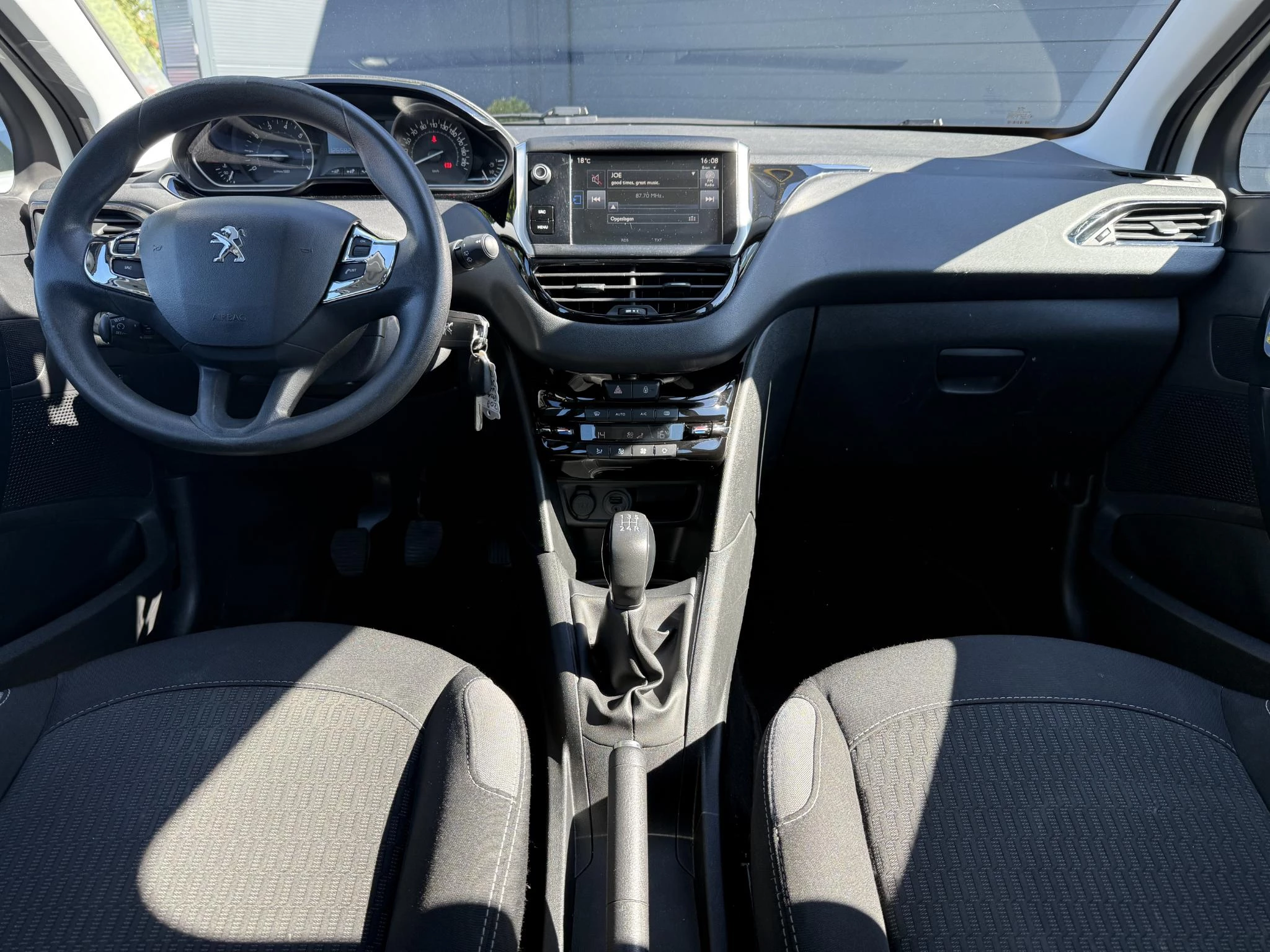 Hoofdafbeelding Peugeot 208